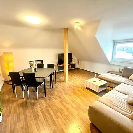Apartment Rooftop - 3 Sz - 1 Bad - 1 Wz - 1 Kueche *