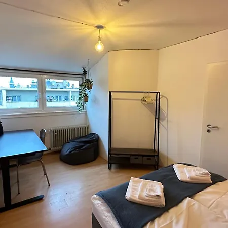 Rooftop - 3 Sz - 1 Bad - 1 Wz - 1 Kueche *